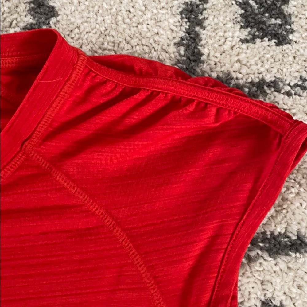 Athleta Pacifica Rash Guard Tank Sport Swim Top.